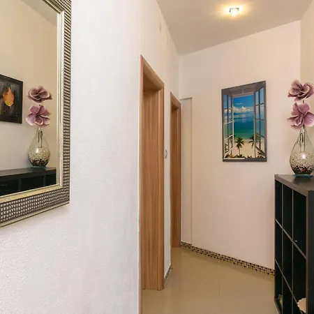 Apartment Marin *